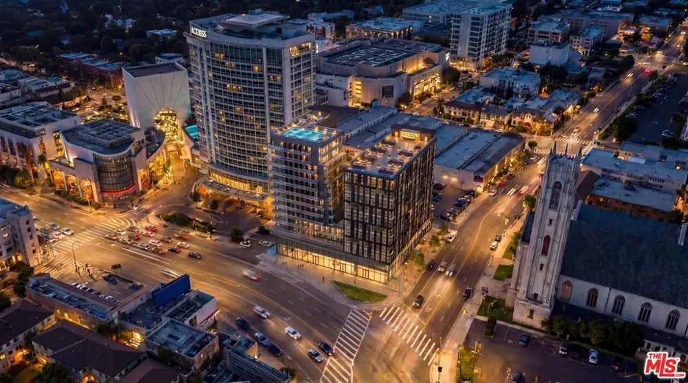 1769 Highland Avenue Los Angeles, CA 90028