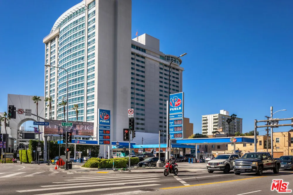 1769 Highland Avenue Los Angeles, CA 90028