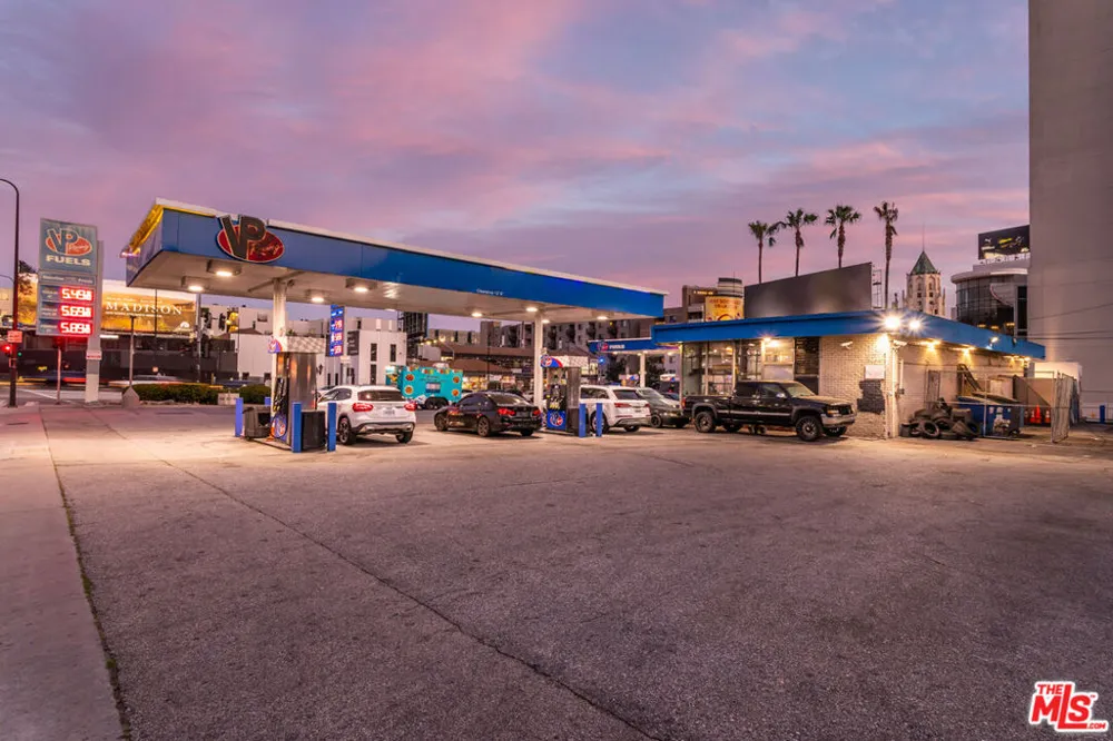 1769 Highland Avenue Los Angeles, CA 90028