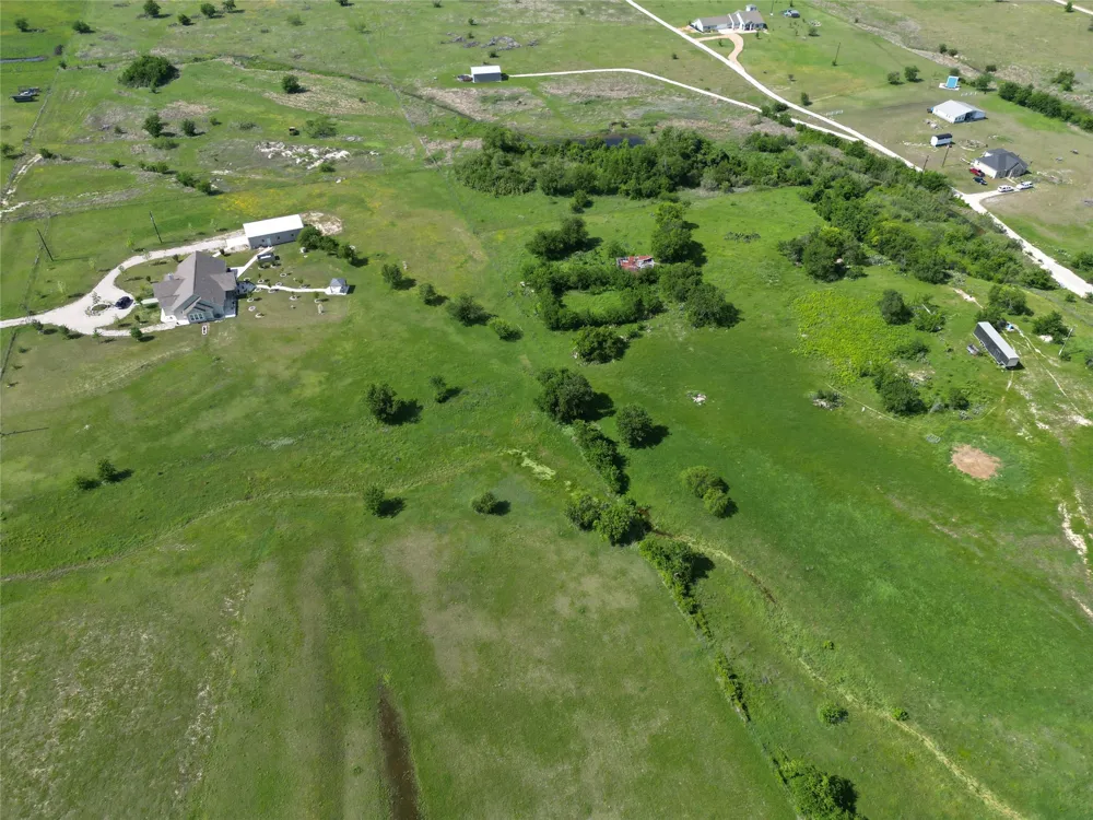 16 Titus Lane Bertram, TX 78605