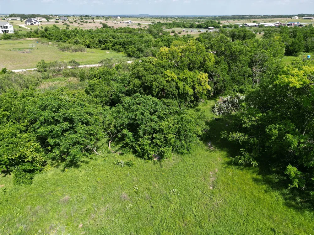 16 Titus Lane Bertram, TX 78605
