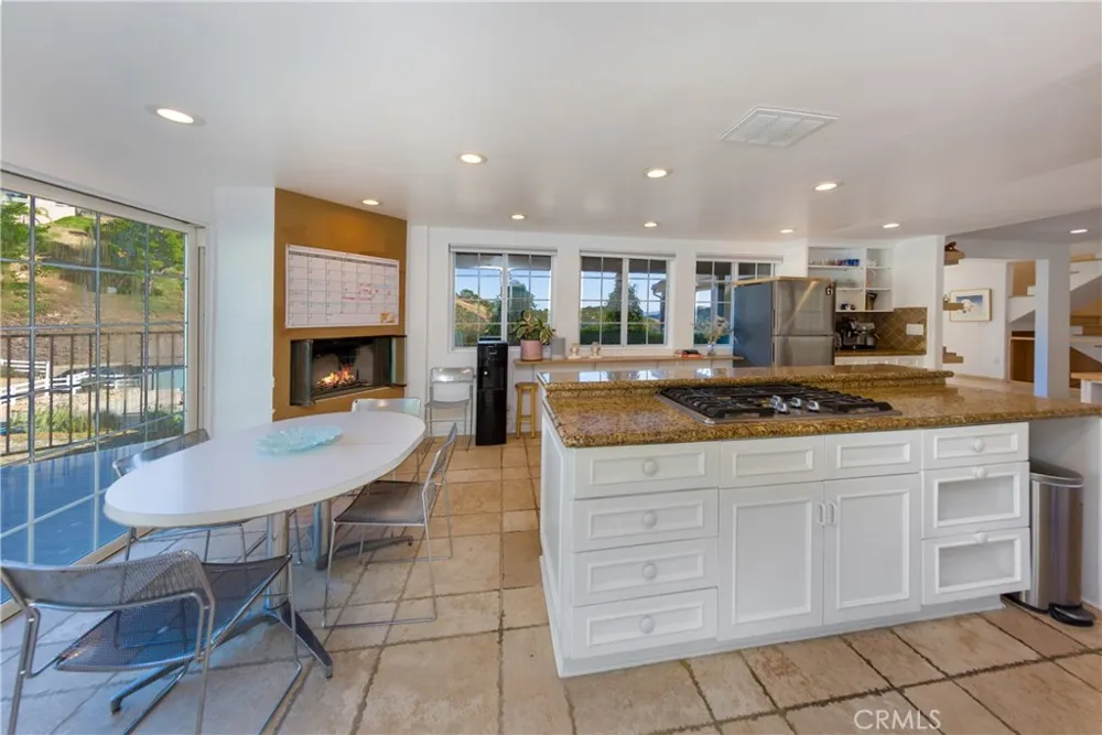 18 Morgan Road Bell Canyon, CA 91307