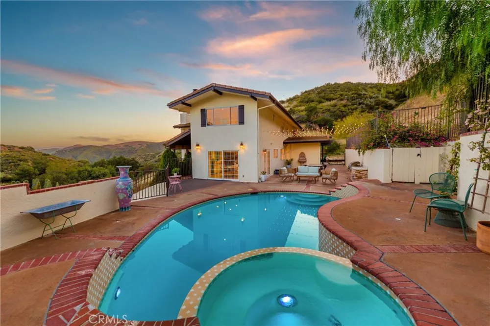 18 Morgan Road Bell Canyon, CA 91307