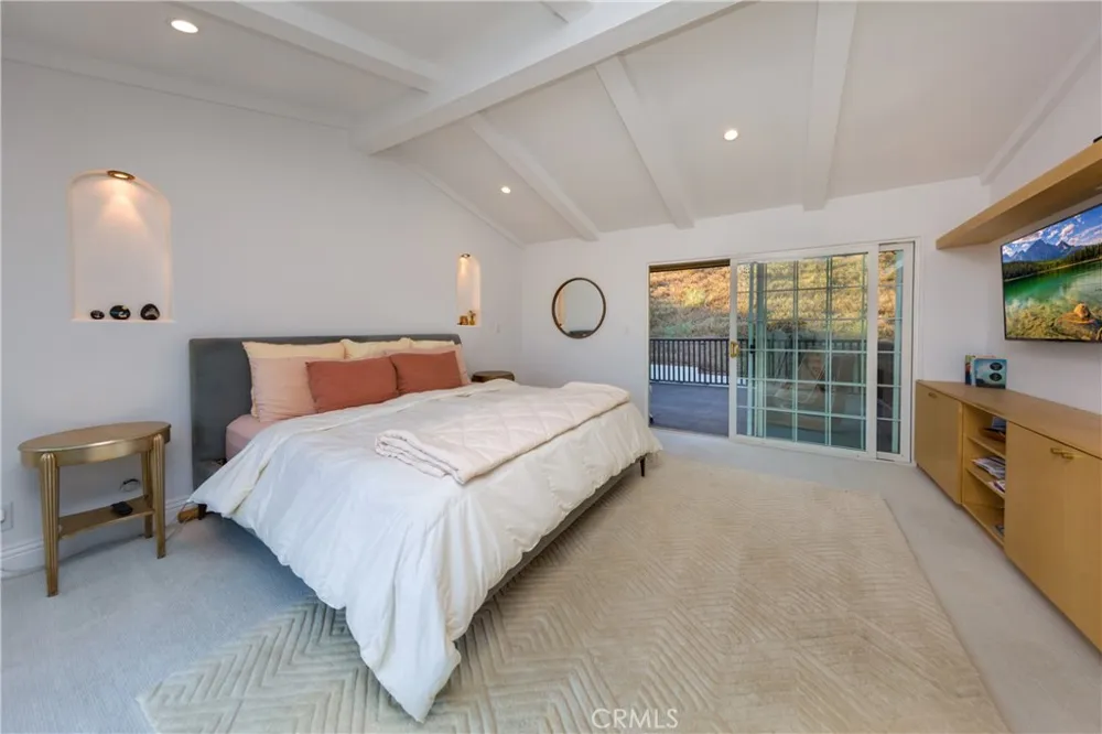 18 Morgan Road Bell Canyon, CA 91307