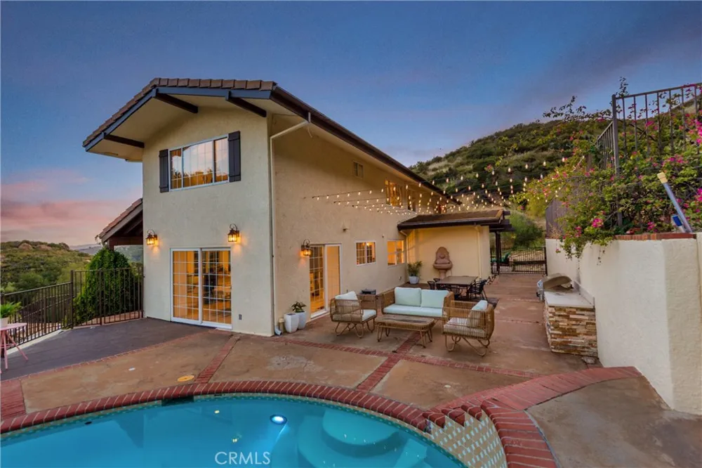 18 Morgan Road Bell Canyon, CA 91307