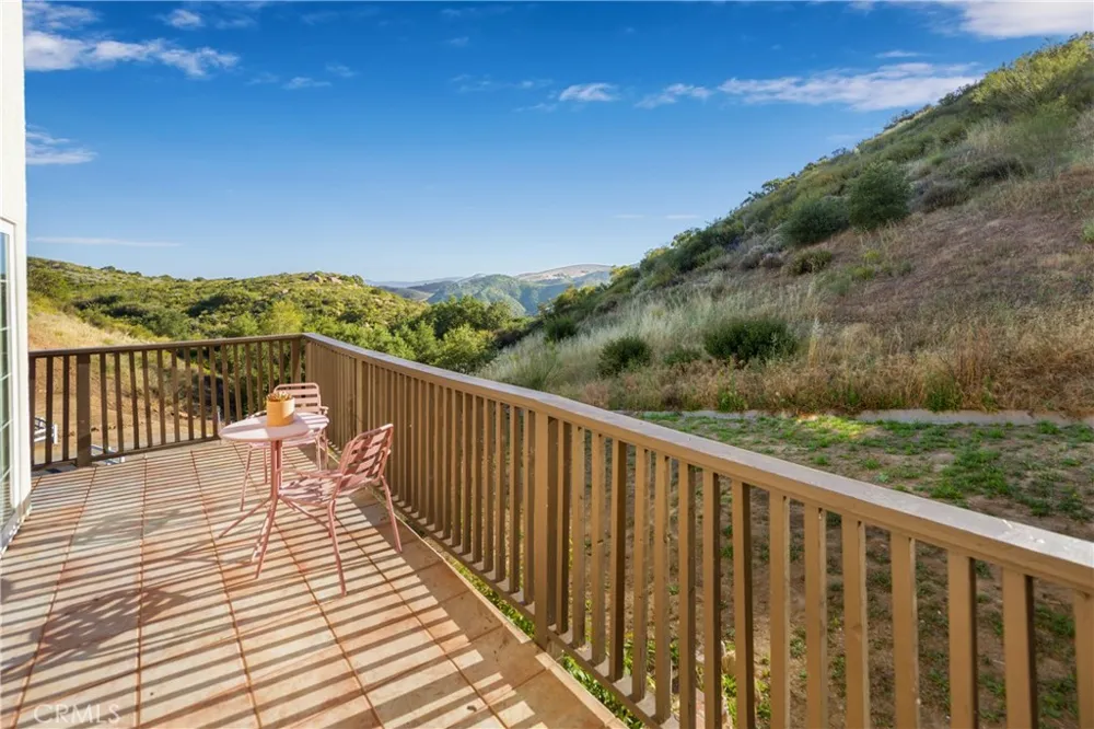 18 Morgan Road Bell Canyon, CA 91307