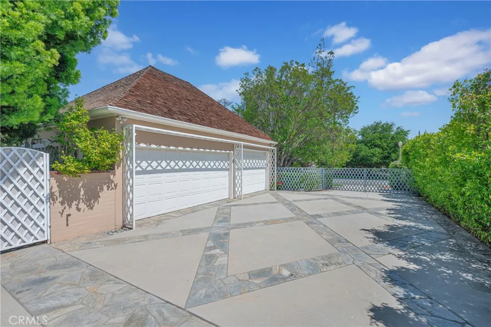 2170 Lombardy San Marino, CA 91108