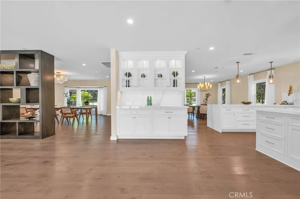 2170 Lombardy San Marino, CA 91108