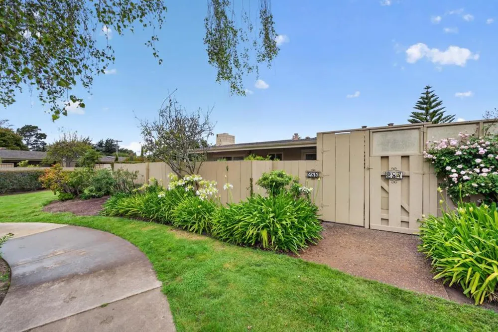 288 Hacienda Carmel Carmel, CA 93923