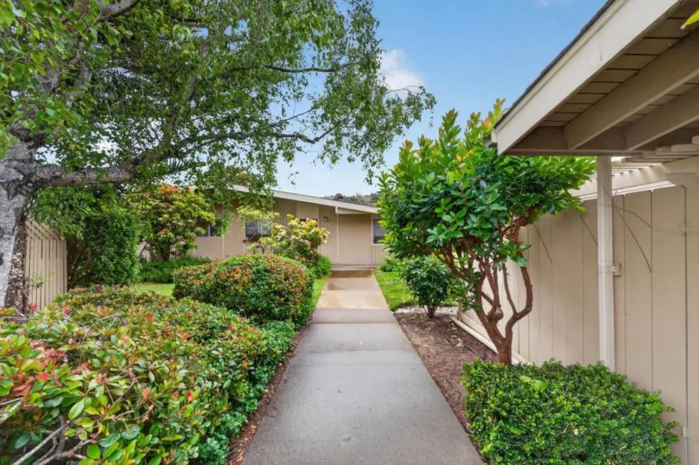 288 Hacienda Carmel Carmel, CA 93923