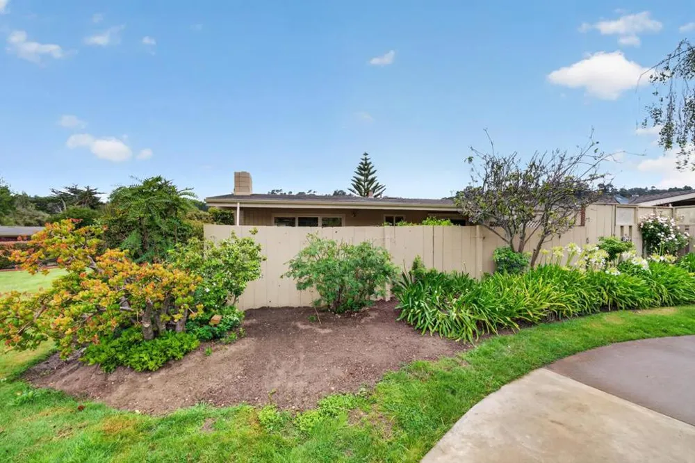288 Hacienda Carmel Carmel, CA 93923