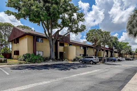 860 S VILLAGE DRIVE #106