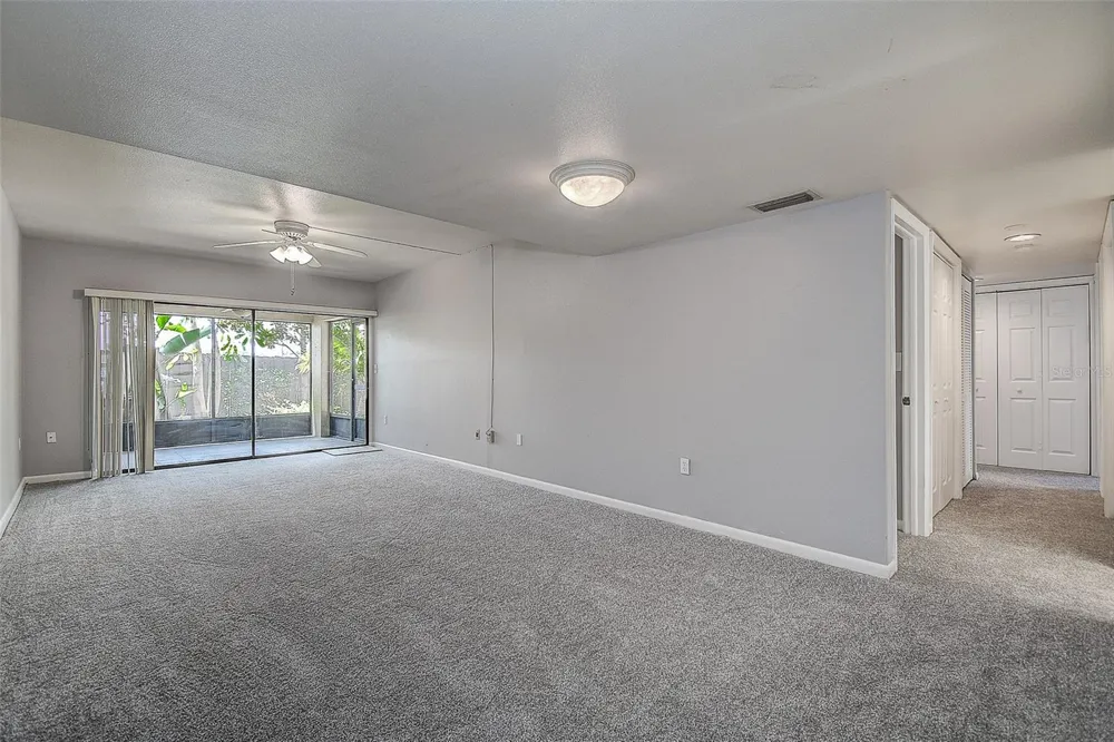 860 S VILLAGE DRIVE #106 St Petersburg, FL 33716