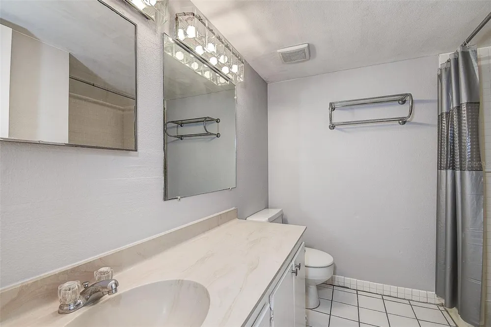 860 S VILLAGE DRIVE #106 St Petersburg, FL 33716
