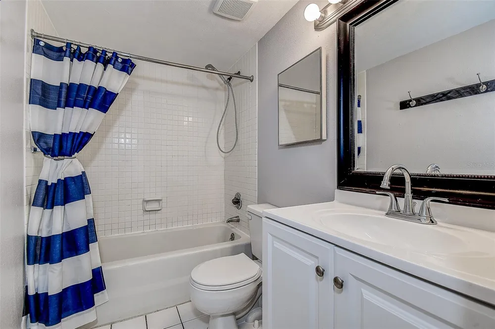 860 S VILLAGE DRIVE #106 St Petersburg, FL 33716