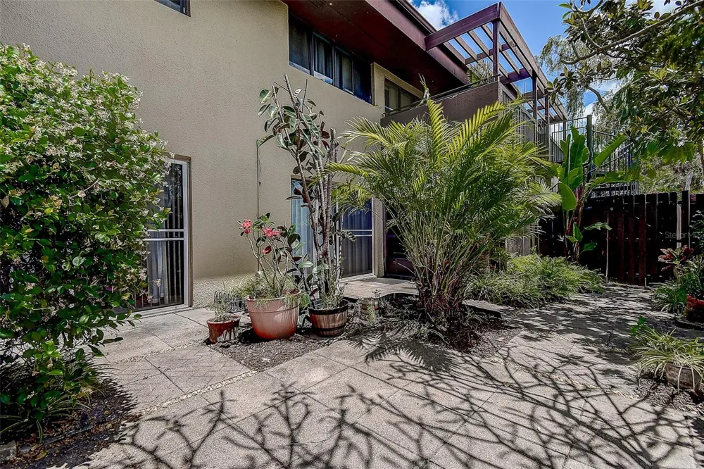 860 S VILLAGE DRIVE #106 St Petersburg, FL 33716