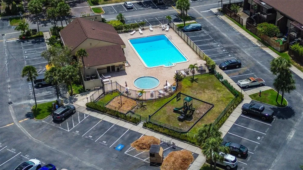 860 S VILLAGE DRIVE #106 St Petersburg, FL 33716