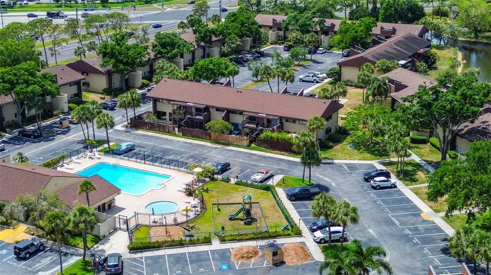 860 S VILLAGE DRIVE #106 St Petersburg, FL 33716