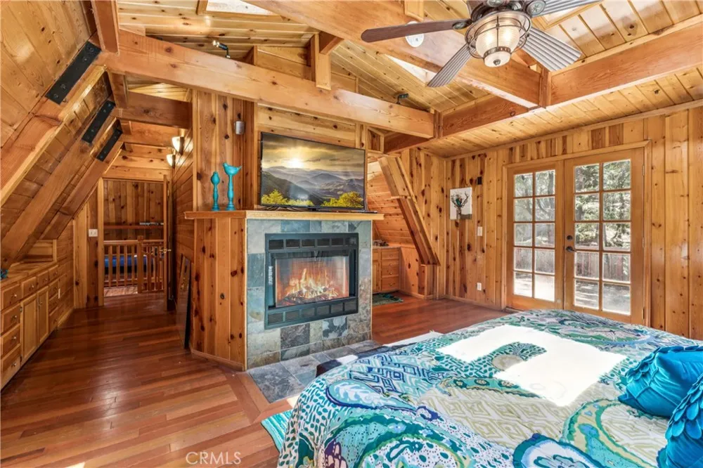 31345 Cedarwood Running Springs, CA 92382