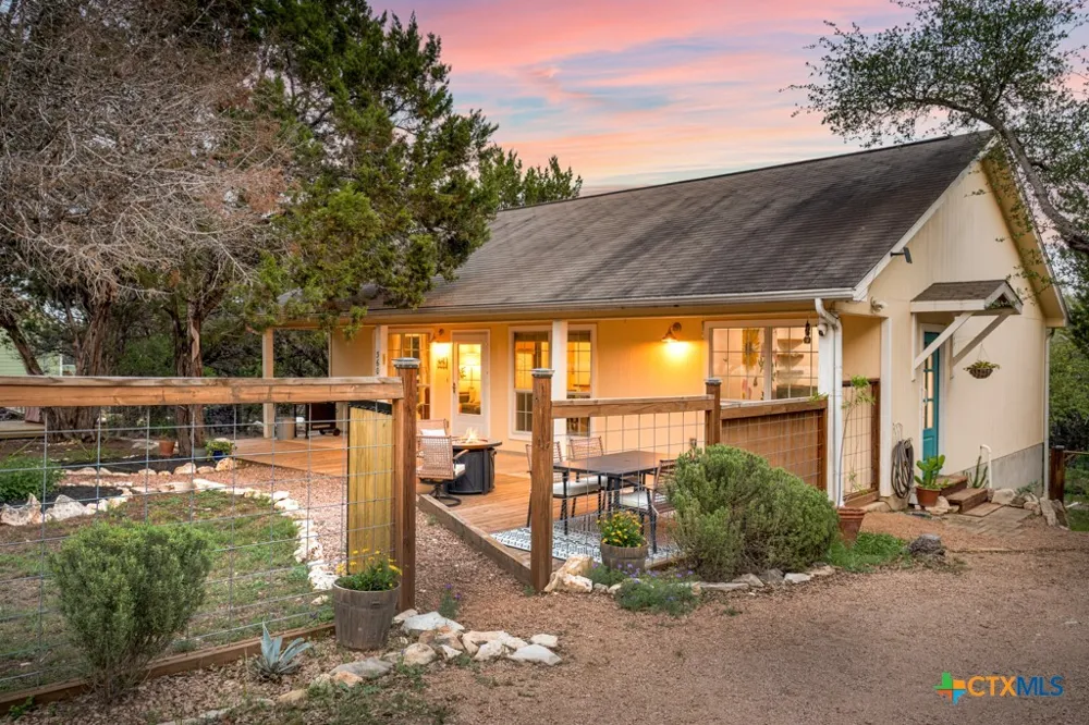 360 Morgan Court Fischer, TX 78623