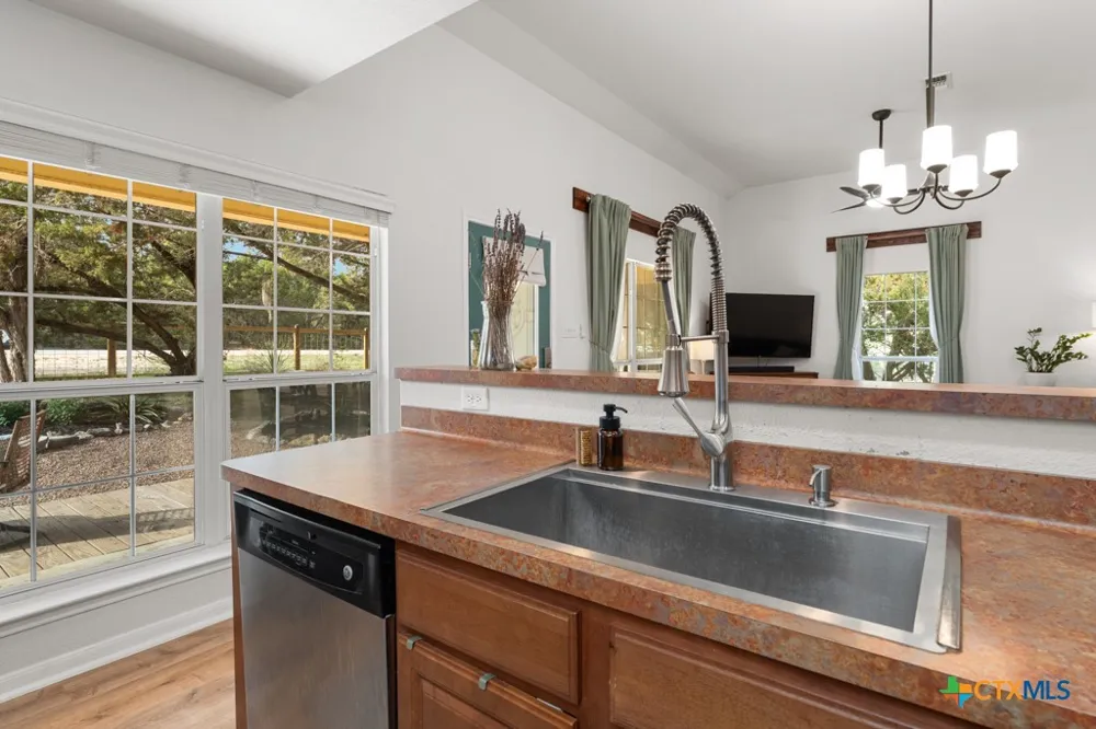 360 Morgan Court Fischer, TX 78623