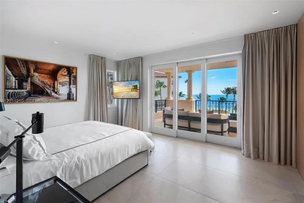 19242 Fisher Island Dr #19242 Miami Beach, FL 33109