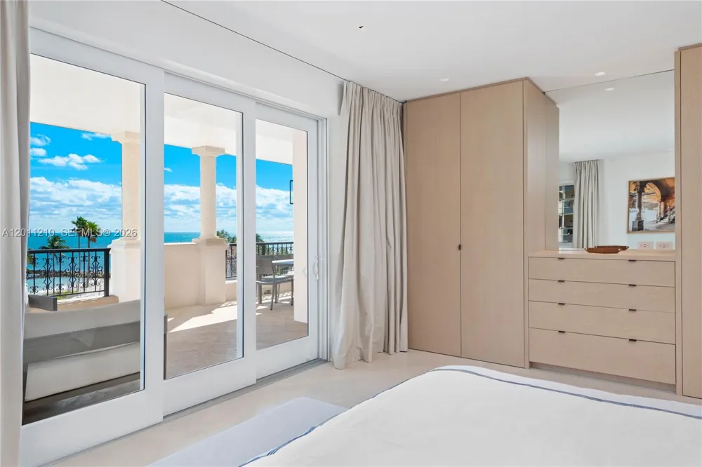 19242 Fisher Island Dr #19242 Miami Beach, FL 33109