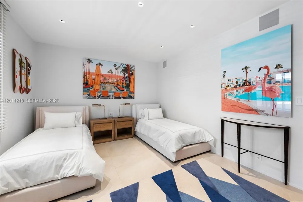 19242 Fisher Island Dr #19242 Miami Beach, FL 33109