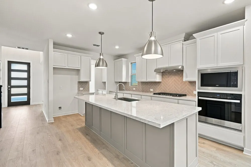 2428 Trailrunner Drive Celina, TX 75009