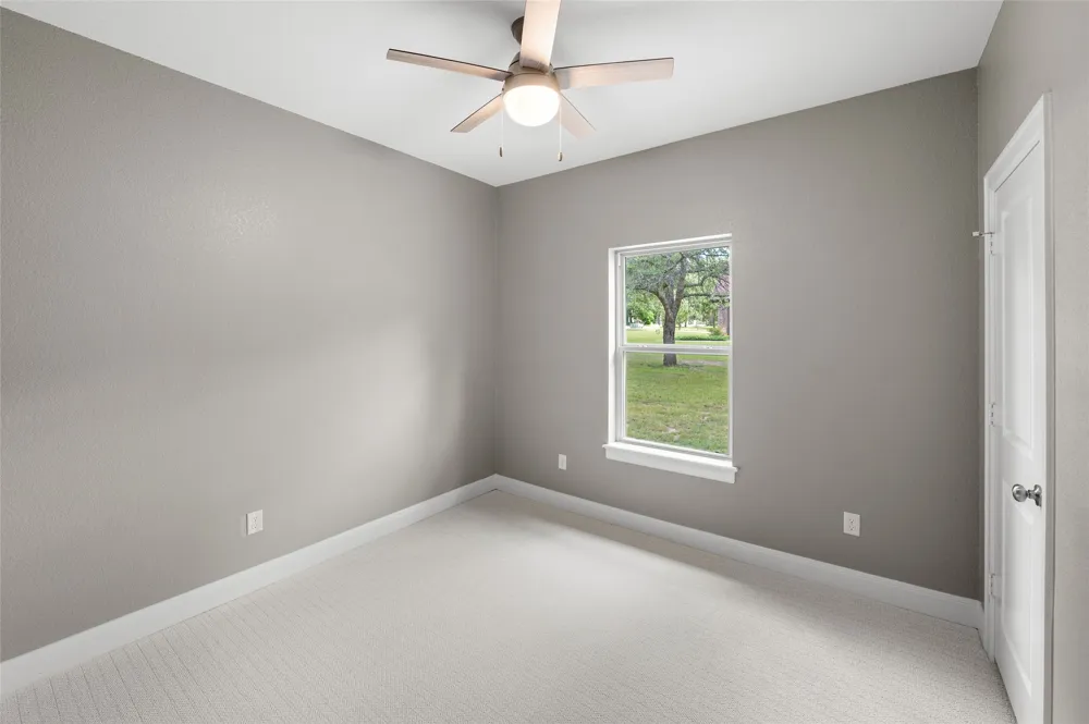 189 County Road 2321 Mineola, TX 75773