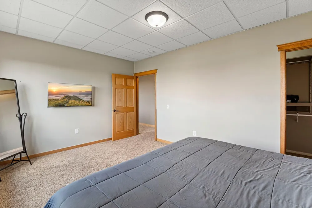 15585 County 9 Boulevard Goodhue, MN 55027