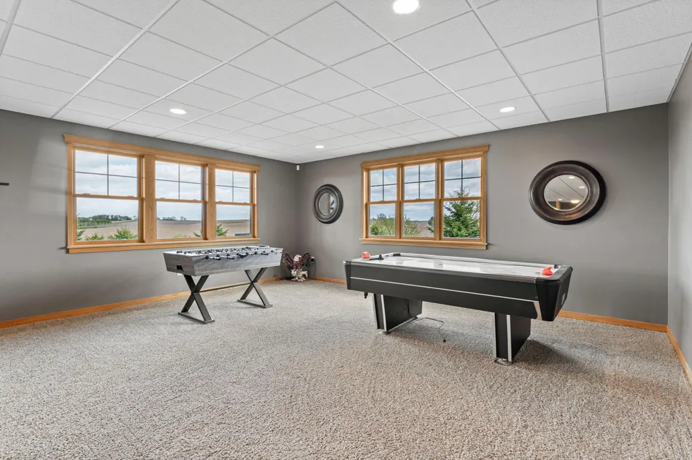15585 County 9 Boulevard Goodhue, MN 55027