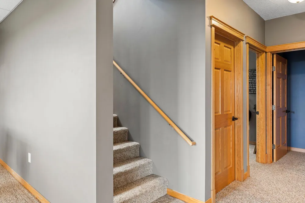 15585 County 9 Boulevard Goodhue, MN 55027