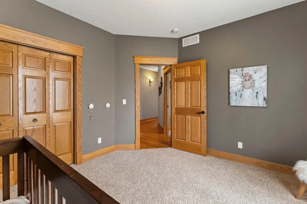 15585 County 9 Boulevard Goodhue, MN 55027