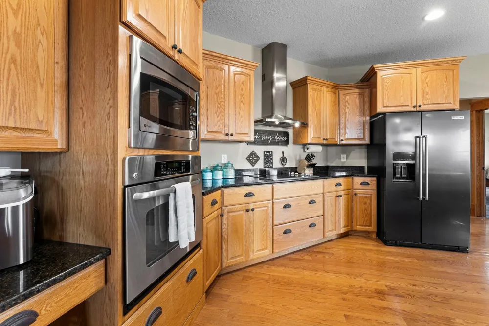 15585 County 9 Boulevard Goodhue, MN 55027