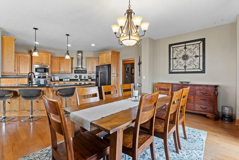 15585 County 9 Boulevard Goodhue, MN 55027