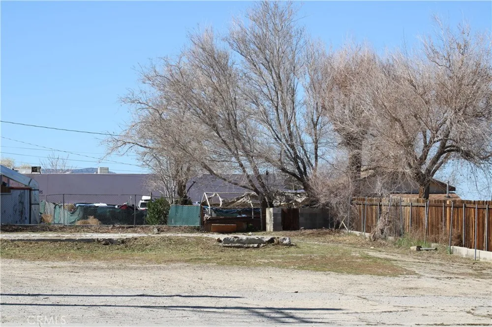 82nd St EAst & Pearblossom Littlerock, CA 93543