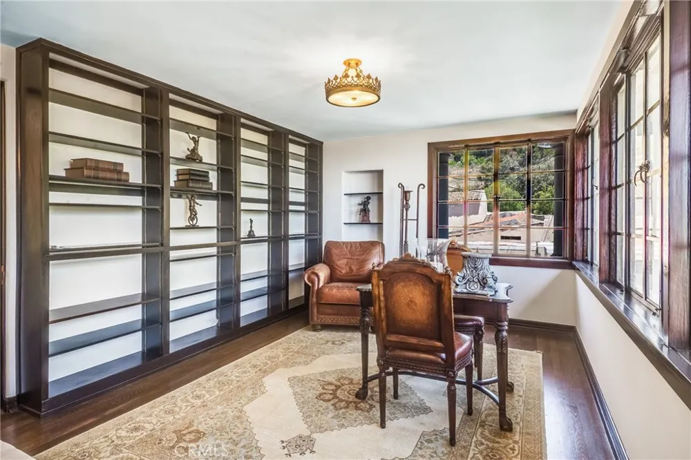 1 Peppertree Drive Rancho Palos Verdes, CA 90275