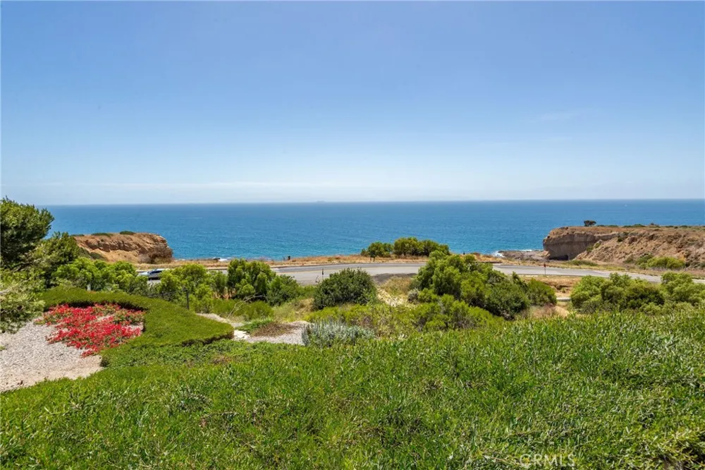 1 Peppertree Drive Rancho Palos Verdes, CA 90275