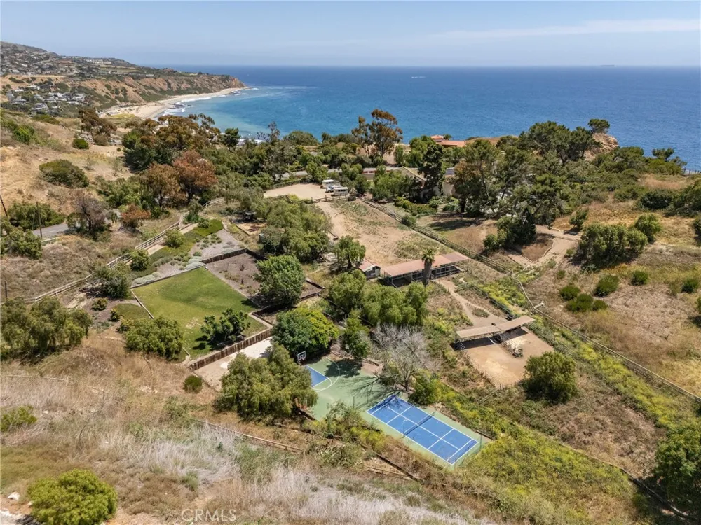 1 Peppertree Drive Rancho Palos Verdes, CA 90275