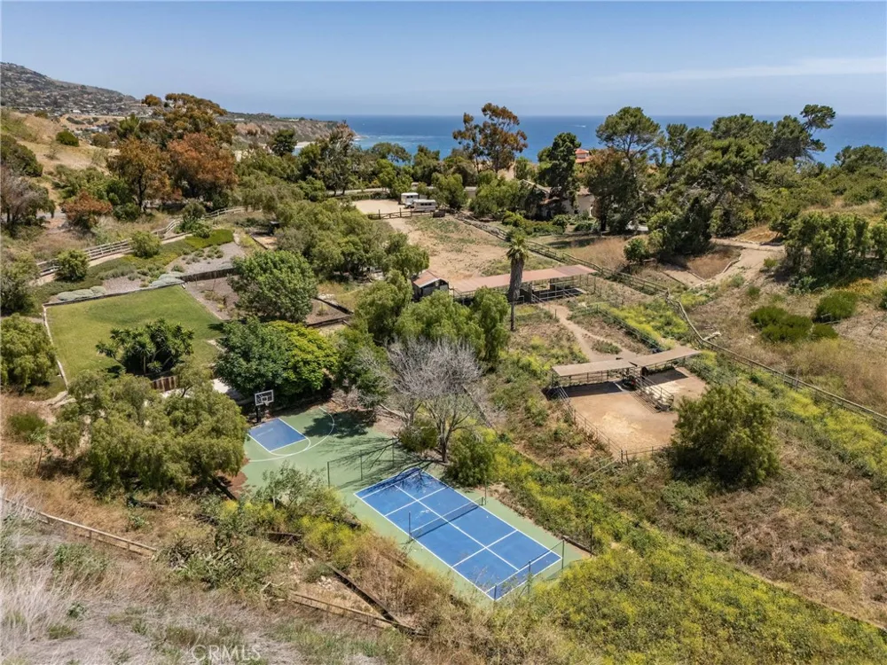1 Peppertree Drive Rancho Palos Verdes, CA 90275