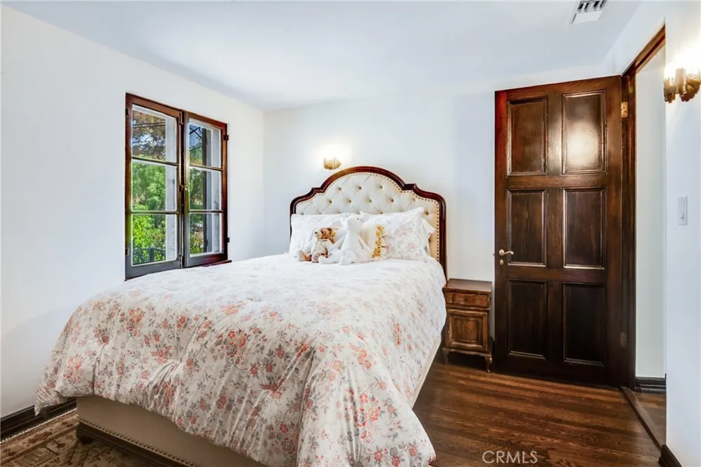 1 Peppertree Drive Rancho Palos Verdes, CA 90275