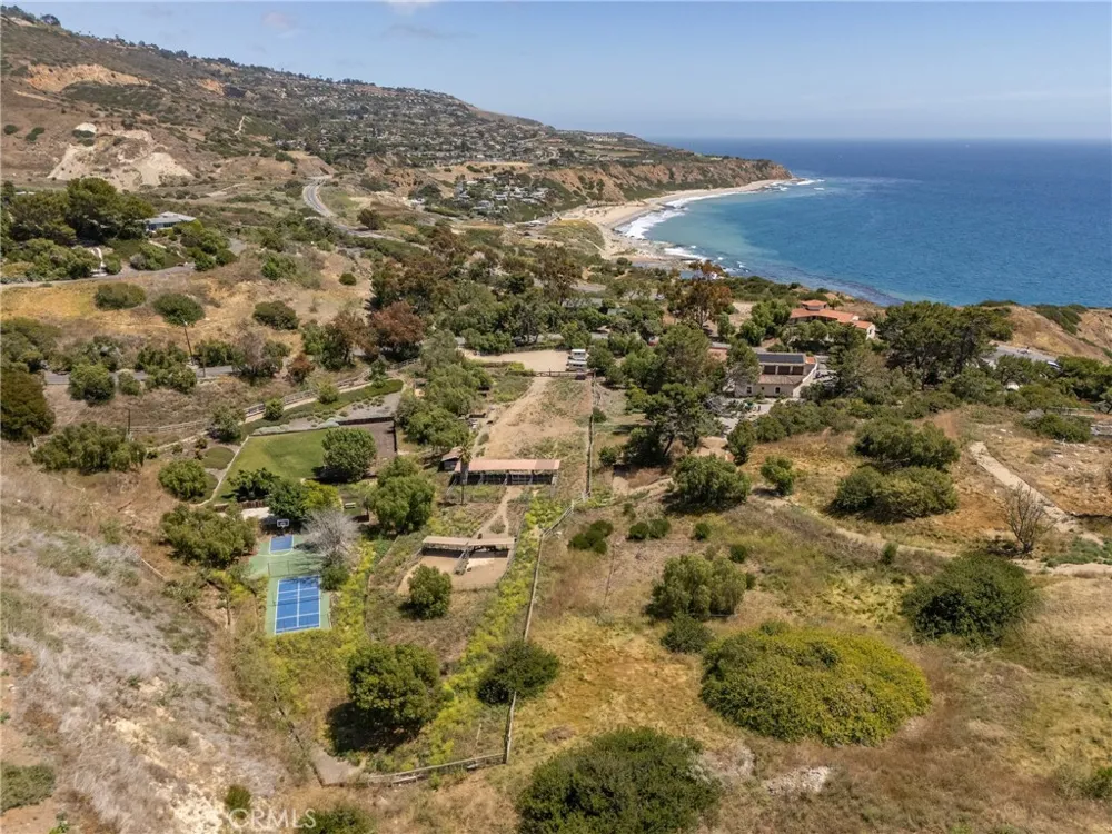 1 Peppertree Drive Rancho Palos Verdes, CA 90275