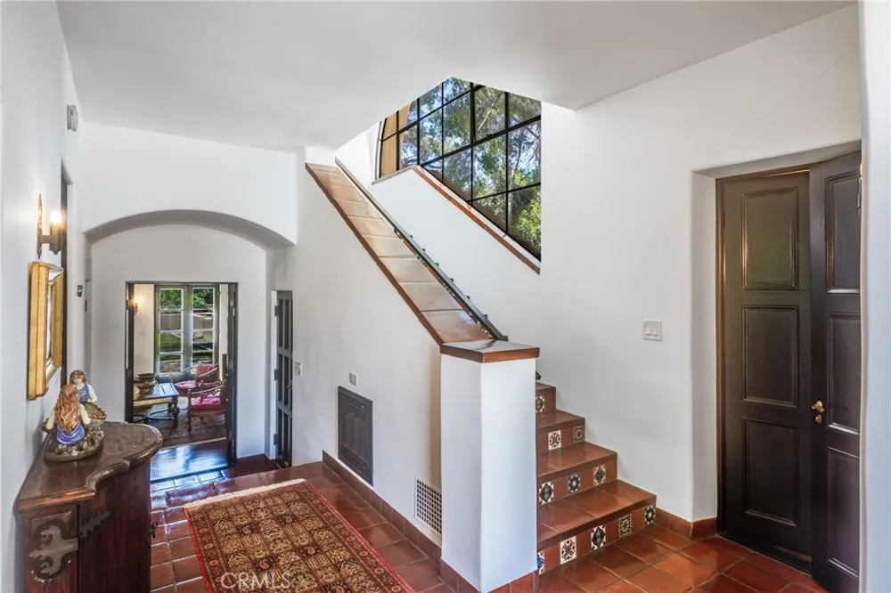 1 Peppertree Drive Rancho Palos Verdes, CA 90275
