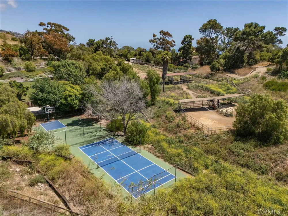 1 Peppertree Drive Rancho Palos Verdes, CA 90275