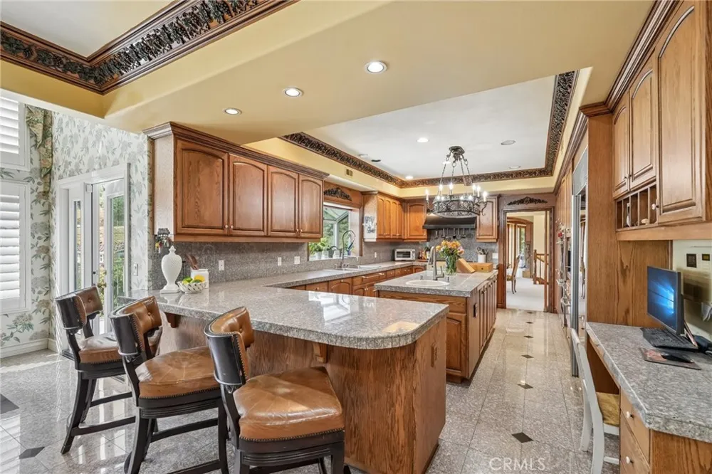16060 Esquilime Chino Hills, CA 91709