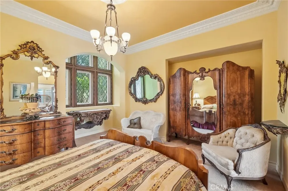 16060 Esquilime Chino Hills, CA 91709