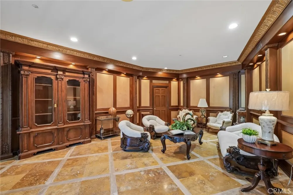 16060 Esquilime Chino Hills, CA 91709