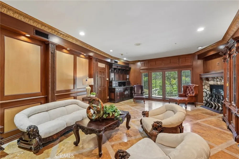 16060 Esquilime Chino Hills, CA 91709