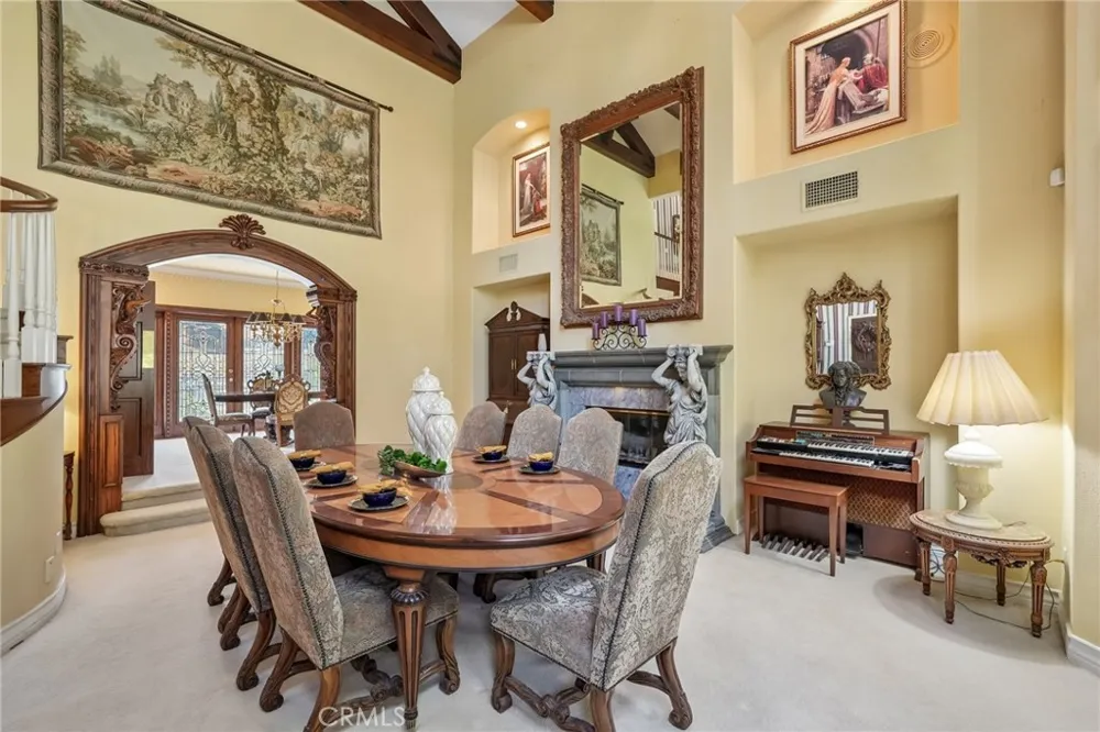 16060 Esquilime Chino Hills, CA 91709